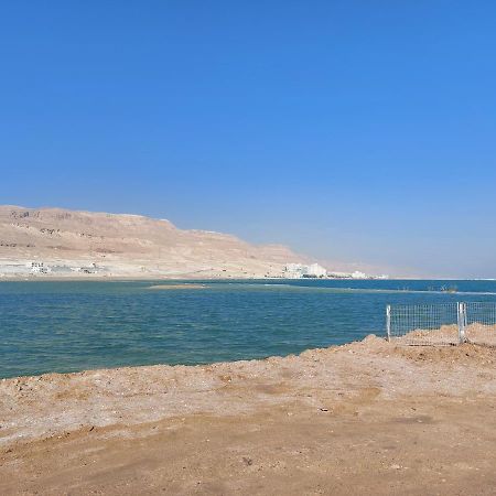 המקום של כרמית Neve Zohar Dış mekan fotoğraf