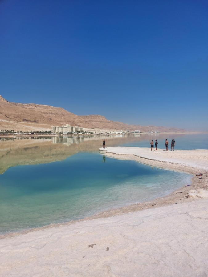המקום של כרמית Neve Zohar Dış mekan fotoğraf