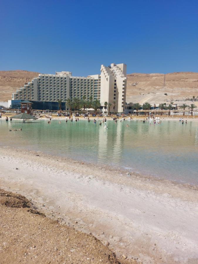 המקום של כרמית Neve Zohar Dış mekan fotoğraf
