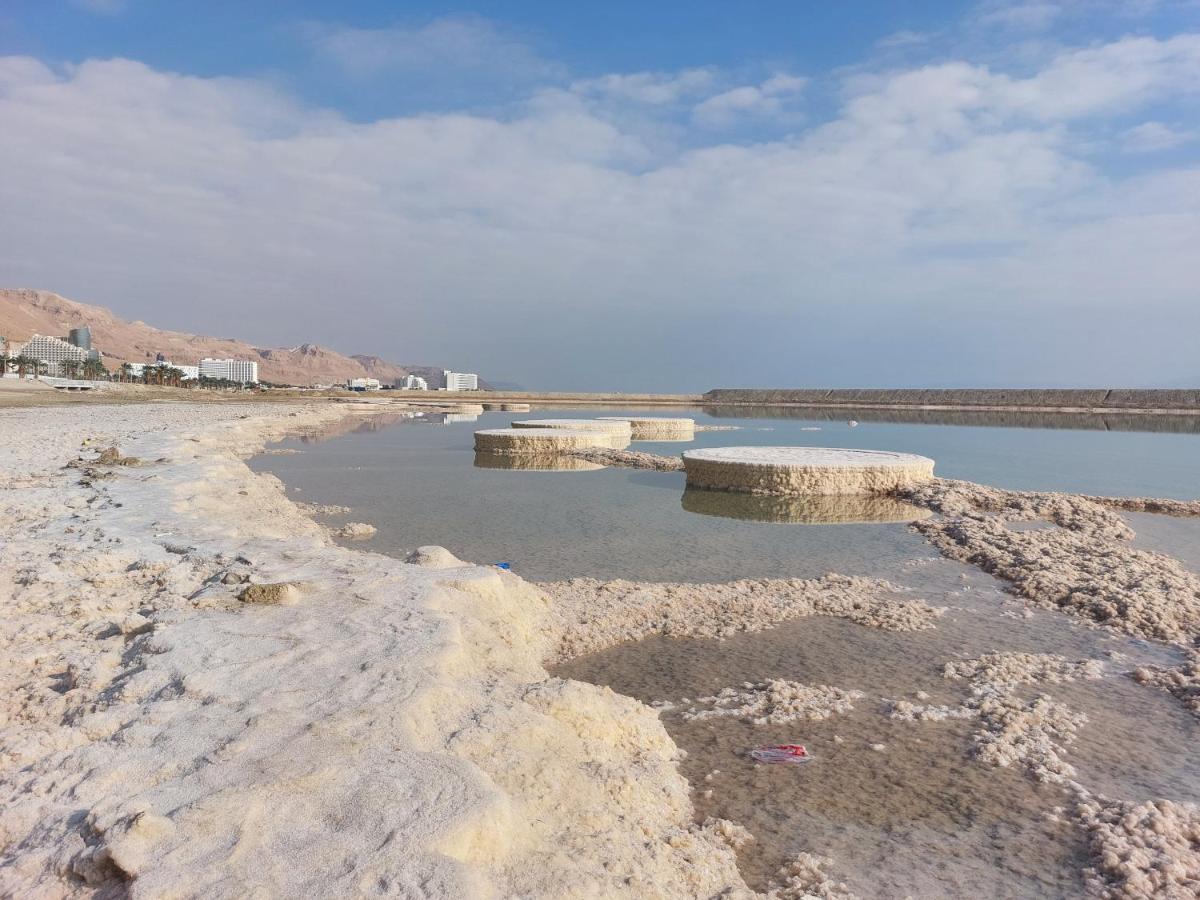המקום של כרמית Neve Zohar Dış mekan fotoğraf